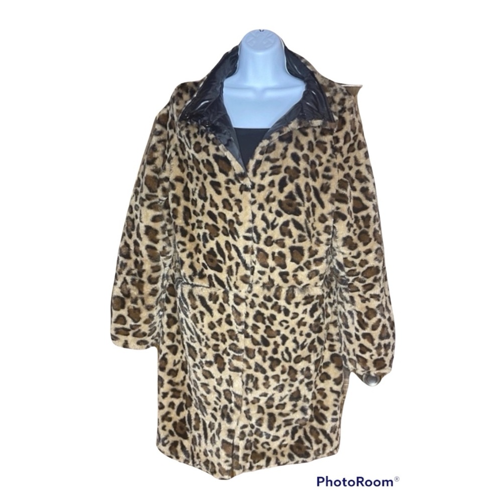 daisy fuentes reversible women’s large faux fur leopard/black below waist coat.
